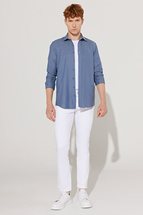 Slim Fit Dar Klasik Yaka %100 Pamuk Armürlü Lacivert Gömlek resmi