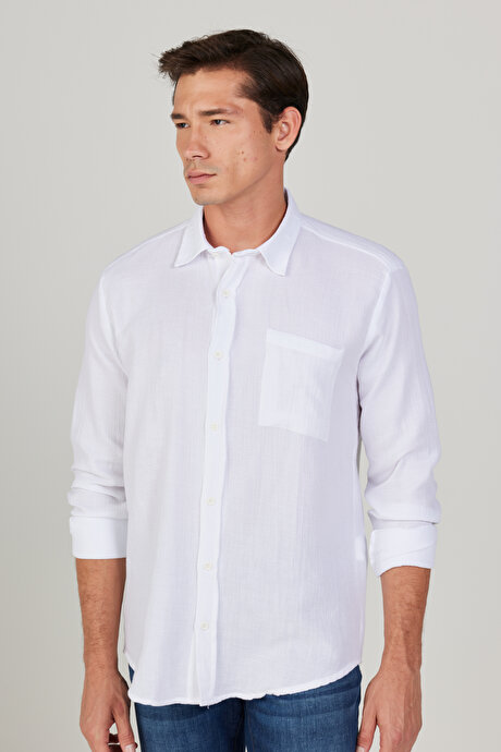 Comfort Fit Rahat Kesim Klasik Yaka %100 Pamuk Beyaz Gömlek resmi