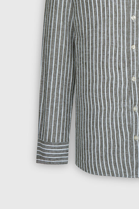 Slim Fit Dar Kesim Düğmeli Yaka Çizgili Beyaz-Haki Gömlek resmi