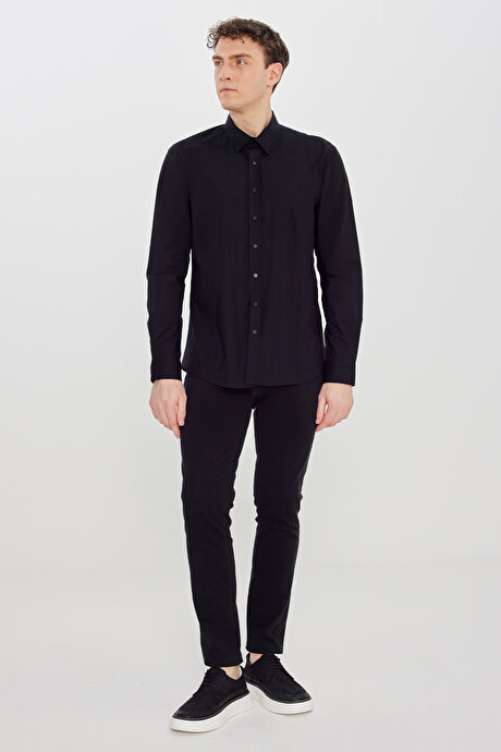 Slim Fit Dar Kesim Pamuklu Klasik Yaka Siyah Gömlek resmi