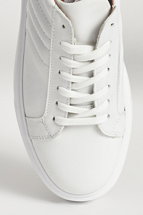 %100 Deri Sneaker Beyaz Ayakkabı resmi