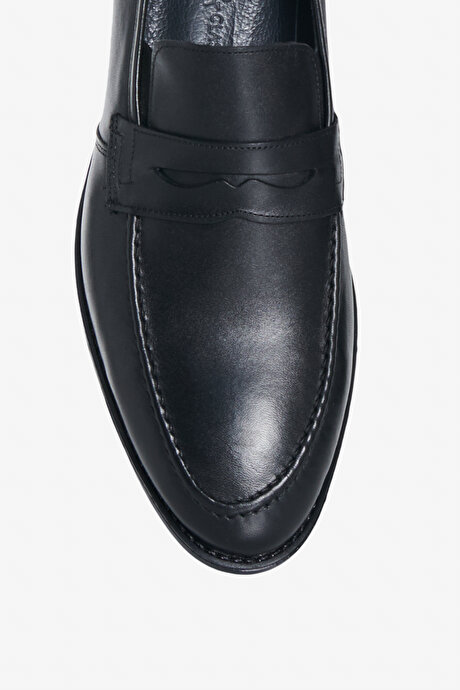 %100 Deri Klasik Siyah Ayakkabı resmi