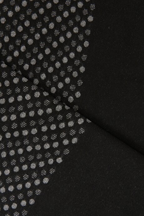 Gri-Siyah Atkı resmi