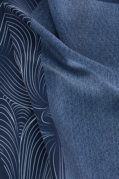 Desenli Lacivert-Beyaz Mendil resmi