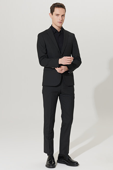 Slim Fit Dar Kesim Mono Yaka Su Geçirmez Nano Siyah Takım Elbise resmi