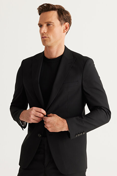 Su Geçirmez Ekstra Slim Fit Kırlangıç Yaka Yünlü Nano Siyah Takım Elbise resmi