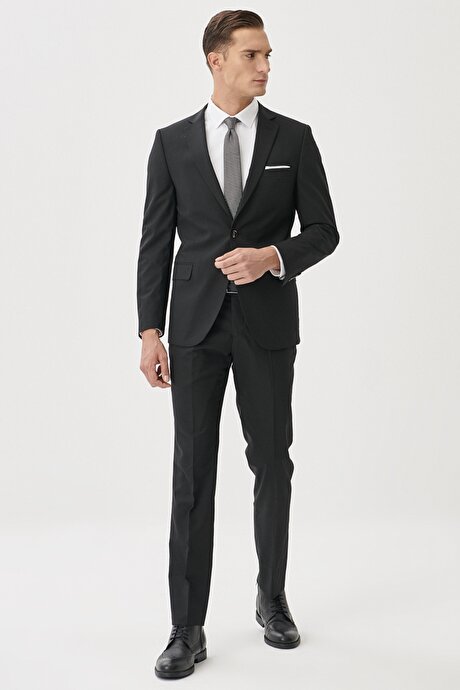 Slim Fit Dar Kesim Mono Yaka Siyah Takım Elbise resmi