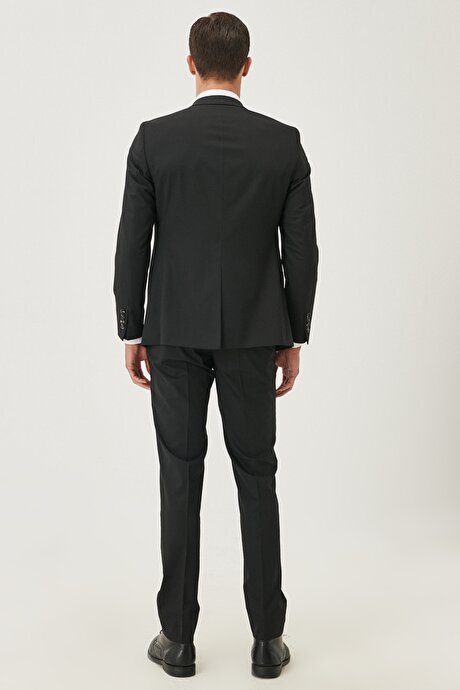 Ekstra Slim Fit Dar Kesim Kırlangıç Yaka Siyah Takım Elbise resmi