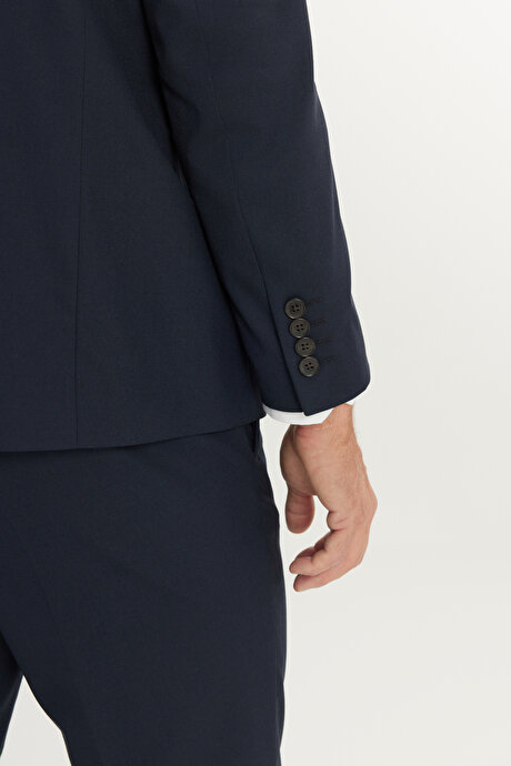 Regular Fit Normal Kesim Mono Yaka Kapak Cepli Lacivert Takım Elbise resmi