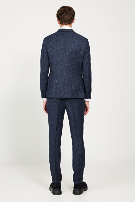 Slim Fit Dar Kesim Kırlangıç Yaka Tweet Desenli Yünlü Lacivert Takım Elbise resmi