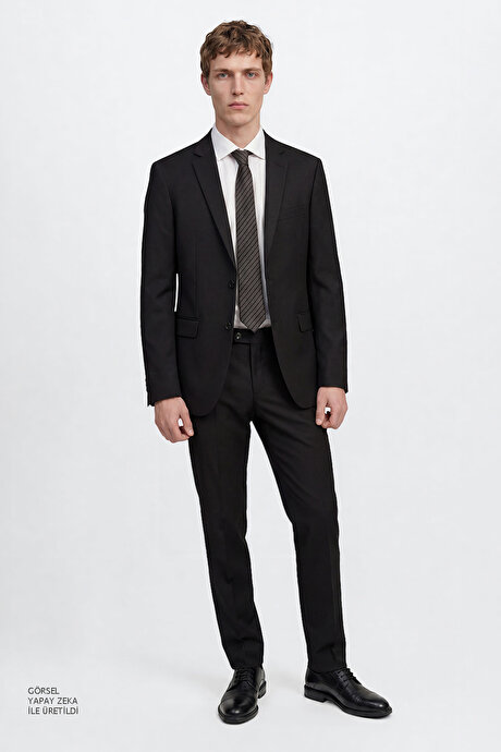 Slim Fit Dar Kesim Mono Yaka Siyah Takım Elbise resmi