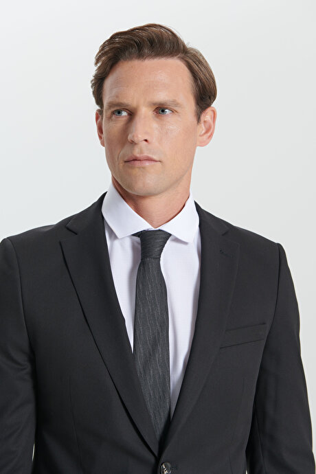 Slim Fit Dar Kesim Mono Yaka Siyah Takım Elbise resmi
