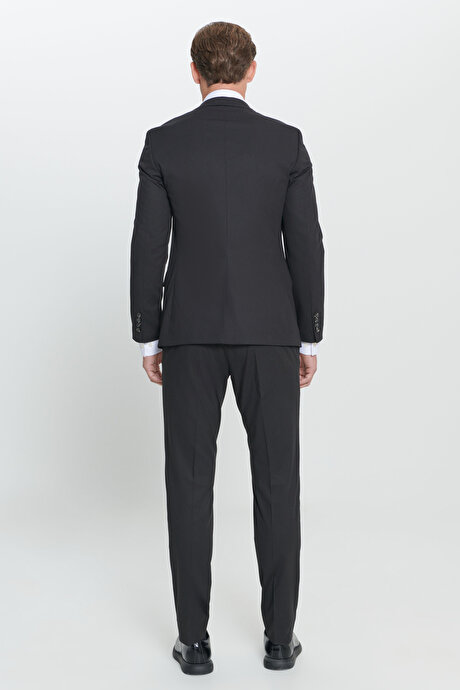 Slim Fit Dar Kesim Mono Yaka Siyah Takım Elbise resmi