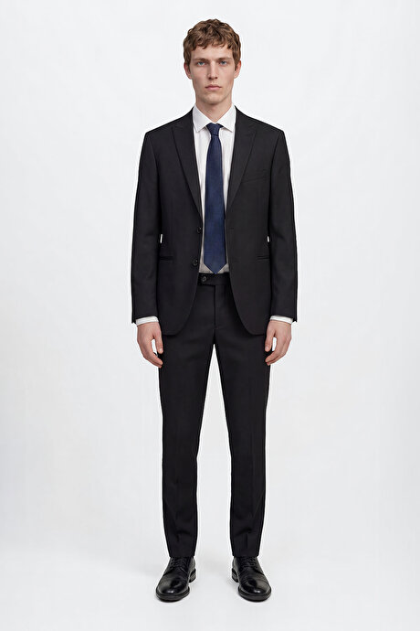 Ekstra Slim Fit Dar Kesim Kırlangıç Yaka Siyah Takım Elbise resmi