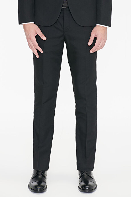 Ekstra Slim Fit Dar Kesim Kırlangıç Yaka Siyah Takım Elbise resmi