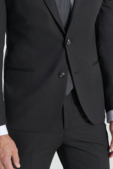 Ekstra Slim Fit Dar Kesim Kırlangıç Yaka Siyah Takım Elbise resmi
