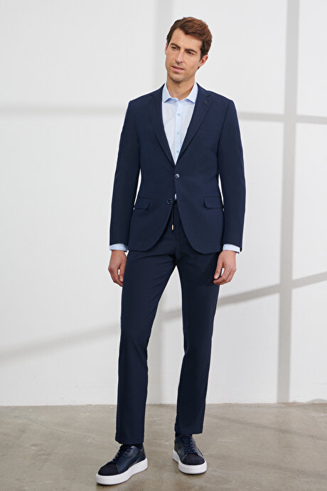Slim Fit Dar Kesim Kırlangıç Yaka Desenli Lacivert Takım Elbise resmi