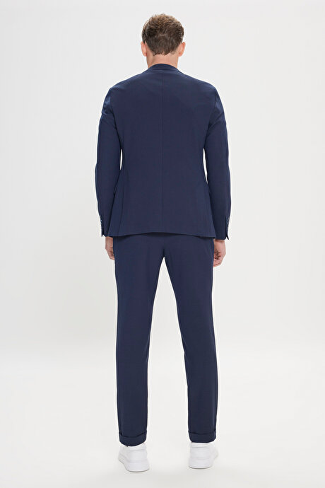 Slim Fit Dar Kesim Kırlangıç Yaka Desenli Lacivert Takım Elbise resmi