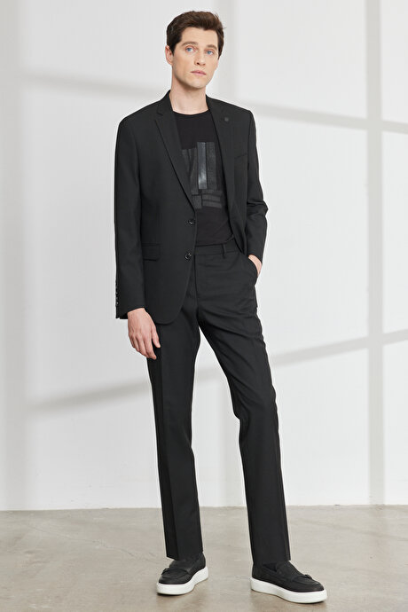 Regular Fit Normal Kesim Mono Yaka Armürlü Siyah Takım Elbise resmi