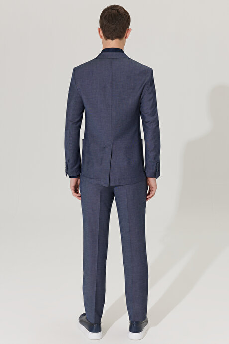Slim Fit Dar Kesim Mono Yaka Armürlü Lacivert Takım Elbise resmi