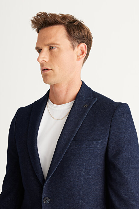 Slim Fit Dar Kesim Kırlangıç Yaka Desenli Lacivert Takım Elbise resmi