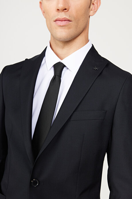 Ekstra Slim Fit Dar Kesim Kırlangıç Yaka Lacivert Takım Elbise resmi