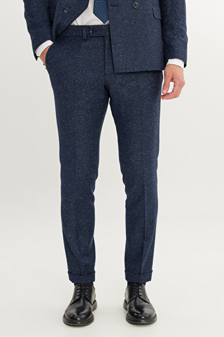 Slim Fit Dar Kesim Kırlangıç Yaka Desenli Lacivert Takım Elbise resmi