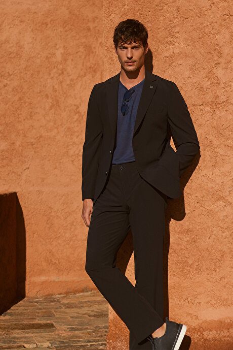 Slim Fit Dar Kesim Mono Yaka Desenli Beli Bağlamalı Siyah Takım Elbise resmi