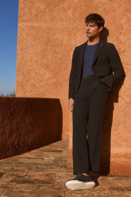 Slim Fit Dar Kesim Mono Yaka Desenli Beli Bağlamalı Siyah Takım Elbise resmi