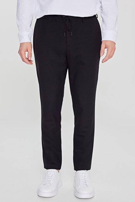 Slim Fit Dar Kesim Yünlü Yan Cepli Siyah Pantolon resmi