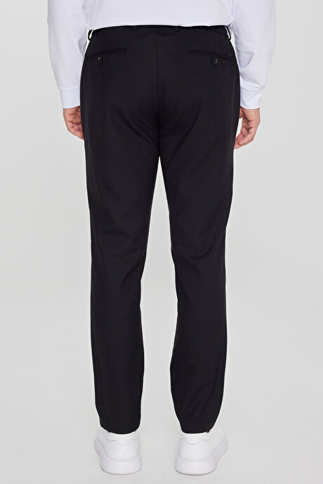 Slim Fit Dar Kesim Yünlü Yan Cepli Siyah Pantolon resmi