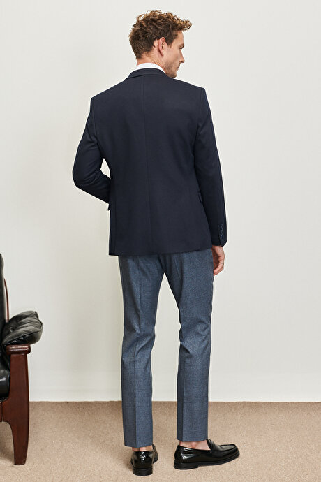 Slim Fit Dar Kesim Mono Yaka Ekose Desenli Koyu Lacivert Yelekli Takım Elbise resmi