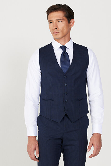 Slim Fit Dar Kesim Kırlangıç Yaka Kareli Yünlü Yelekli Lacivert-Siyah Yelekli Takım Elbise resmi