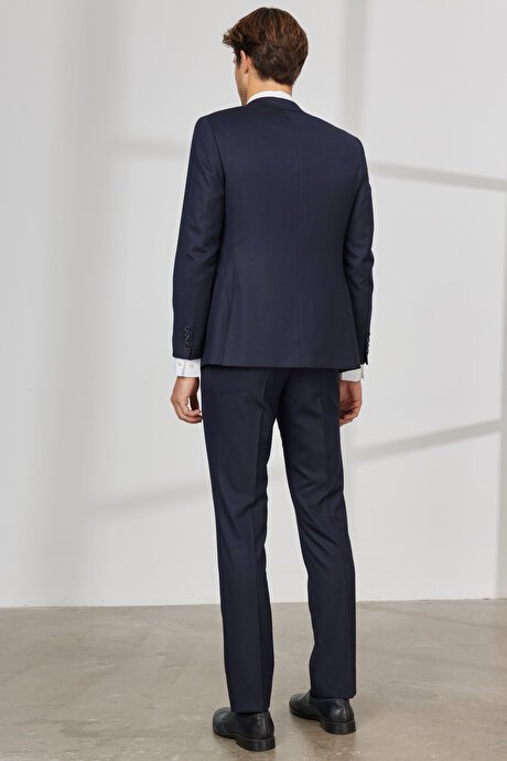 Ekstra Slim Fit Dar Kesim Yünlü Armürlü Yelekli Lacivert Yelekli Takım Elbise resmi