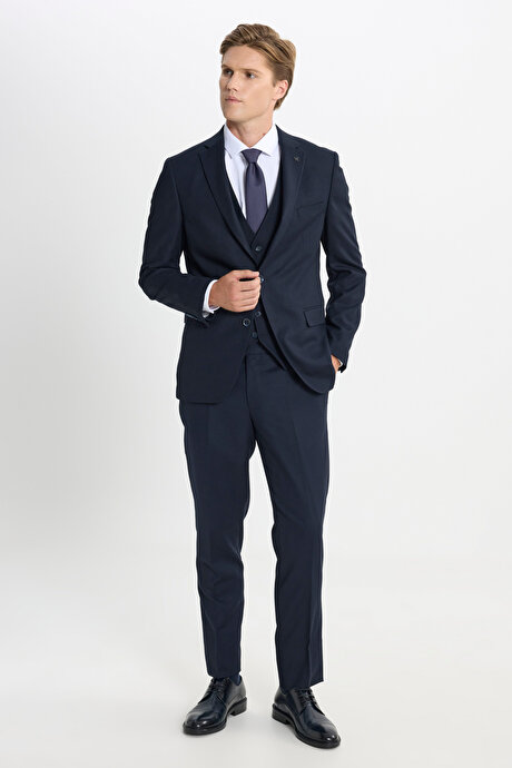 Slim Fit Dar Kesim Armürlü Yelekli Lacivert Yelekli Takım Elbise resmi