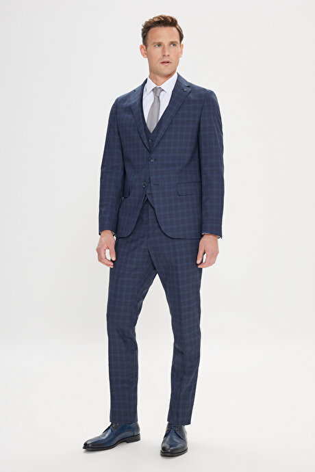 Slim Fit Dar Kesim Mono Yaka Kareli Kapak Cepli Yelekli Lacivert Yelekli Takım Elbise resmi