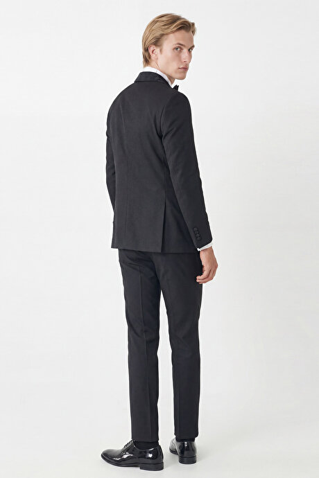 Ekstra Slim Fit Dar Kesim Kırlangıç Yaka Desenli Siyah Smokin Takım resmi