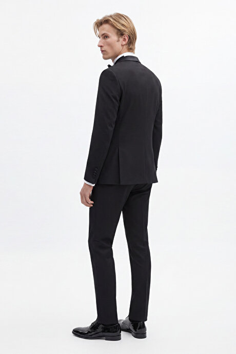 Slim Fit Dar Kesim Mono Yaka Desenli Siyah Smokin Takım resmi