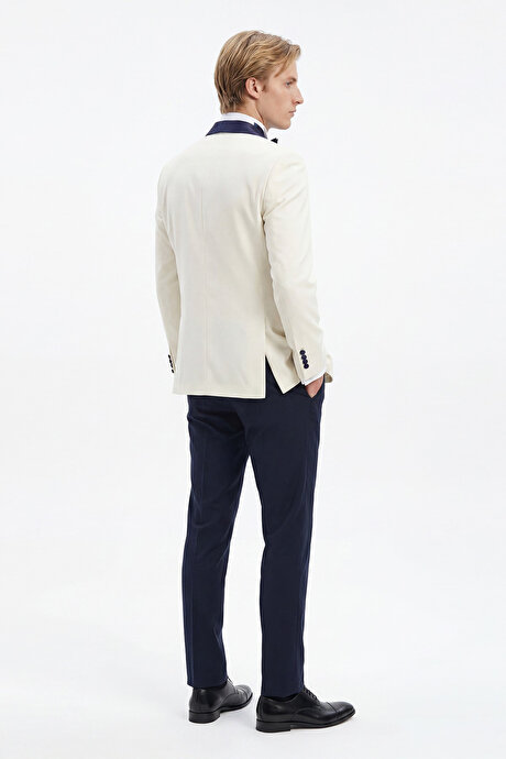 Slim Fit Dar Kesim Mono Yaka Desenli Beyaz-Lacivert Smokin Takım resmi