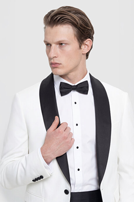 Slim Fit Dar Kesim Şal Yaka Armürlü Beyaz-Siyah Smokin Takım resmi