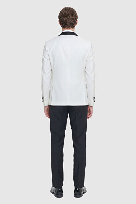 Slim Fit Dar Kesim Şal Yaka Armürlü Beyaz-Siyah Smokin Takım resmi