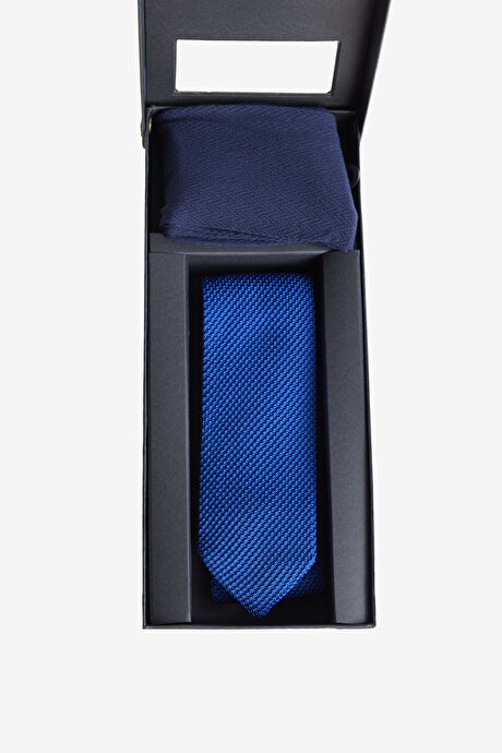 Desenli Kravat- Bambulu Çorap- Bileklik Karışık Set resmi