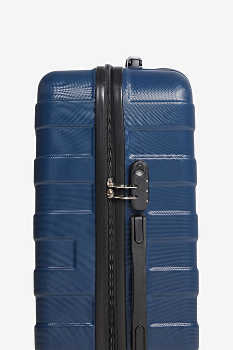 Orta Boy Lacivert Valiz resmi