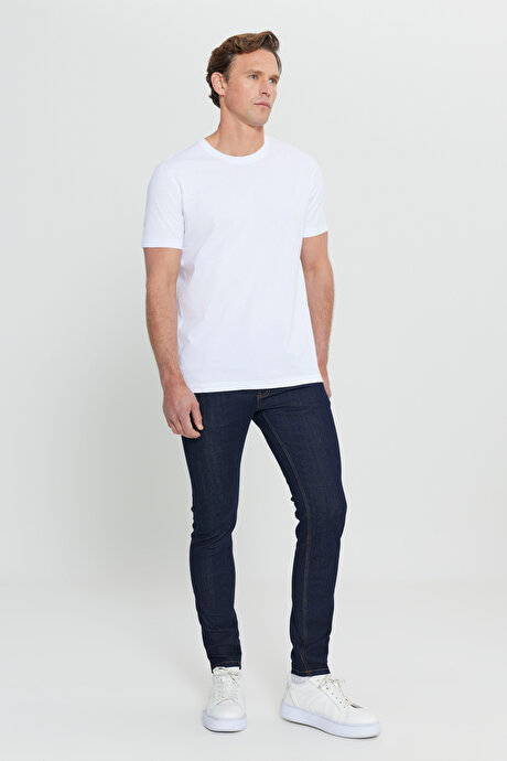 Slim Fit Dar Kesim Bisiklet Yaka %100 Pamuk Kısa Kollu Beyaz Tişört resmi