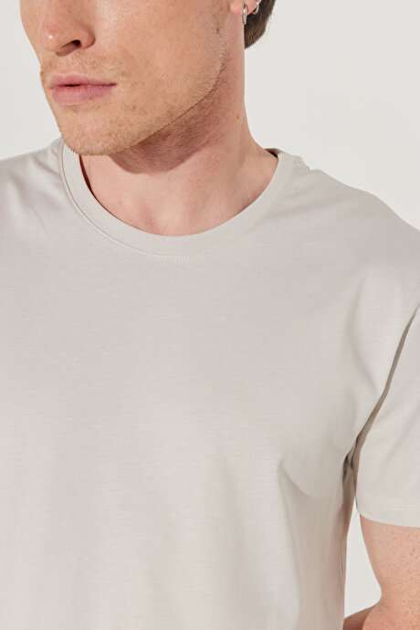 Slim Fit Dar Kesim Bisiklet Yaka %100 Pamuk Kısa Kollu Gri Tişört resmi
