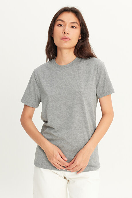 Slim Fit Dar Kesim Bisiklet Yaka %100 Pamuk Kısa Kollu Koyu Gri Tişört resmi