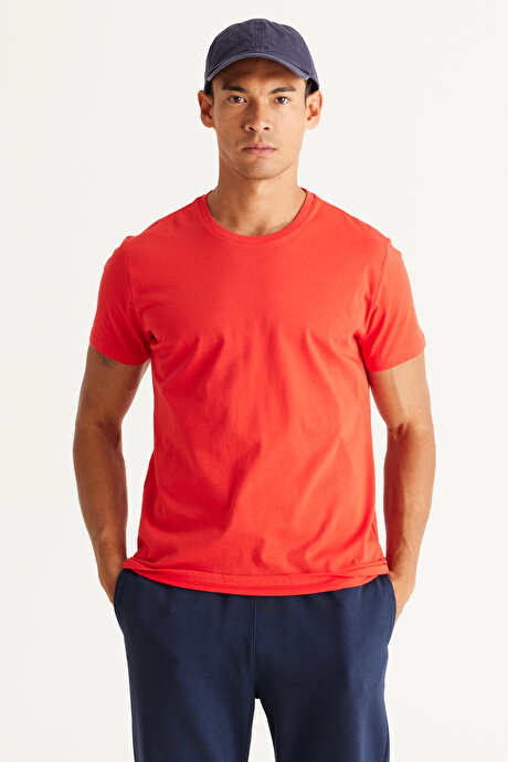 Slim Fit Dar Kesim Bisiklet Yaka %100 Pamuk Kısa Kollu Kırmızı Tişört resmi