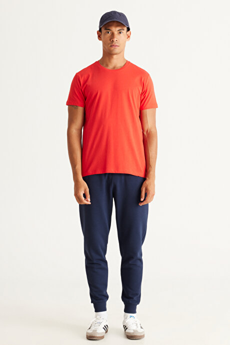 Slim Fit Dar Kesim Bisiklet Yaka %100 Pamuk Kısa Kollu Kırmızı Tişört resmi