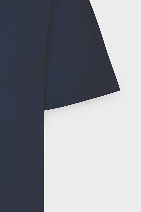 Slim Fit Dar Kesim Bisiklet Yaka %100 Pamuk Kısa Kollu Lacivert Tişört resmi