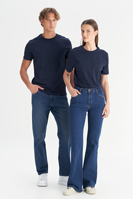 Slim Fit Dar Kesim Bisiklet Yaka %100 Pamuk Kısa Kollu Lacivert Tişört resmi